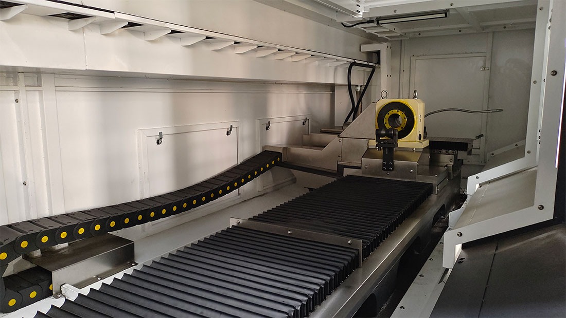 CNC double head lathe CNC double head lathe